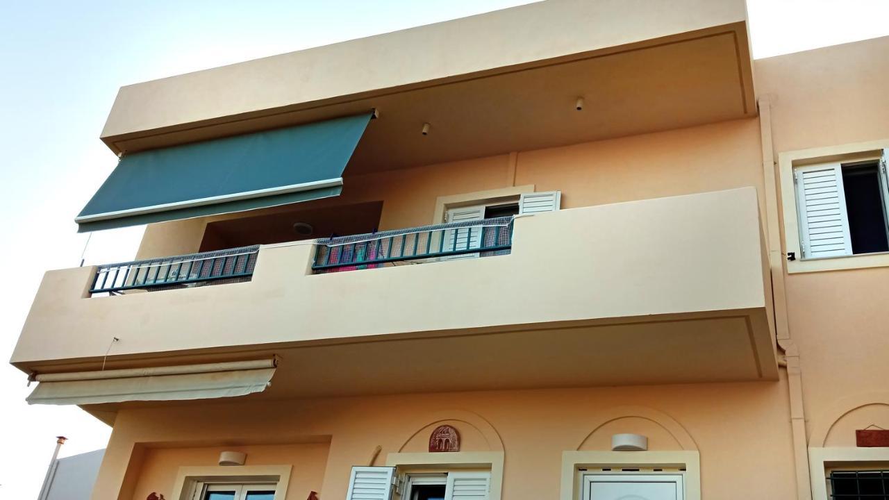 Isalo Villa Makrýgialos المظهر الخارجي الصورة